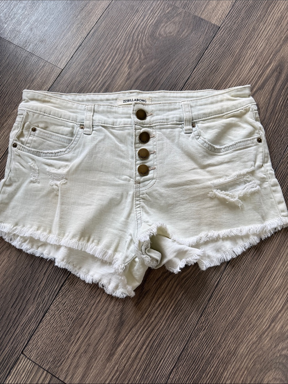 Billabong Cream Distressed Frayed Hem Denim short Shorts size medium